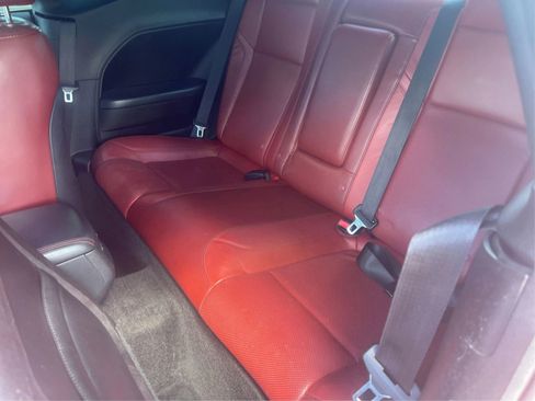 Used 2015 Dodge Challenger SXT Plus w/ Driver Convenience Group image 9