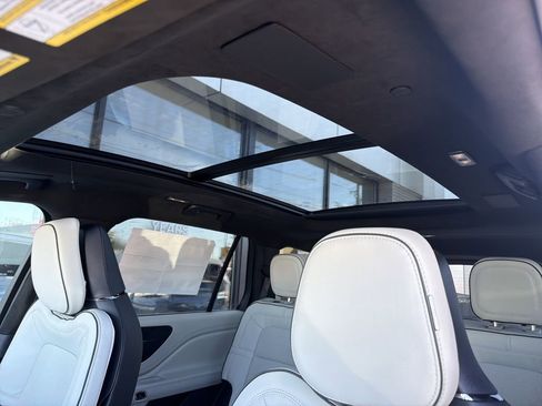 New 2026 Lincoln Aviator Black Label image 11