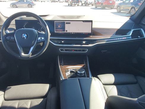 Used 2026 BMW X5 sDrive40i image 24