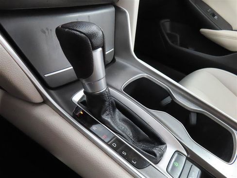 Used 2021 Honda Accord LX image 27