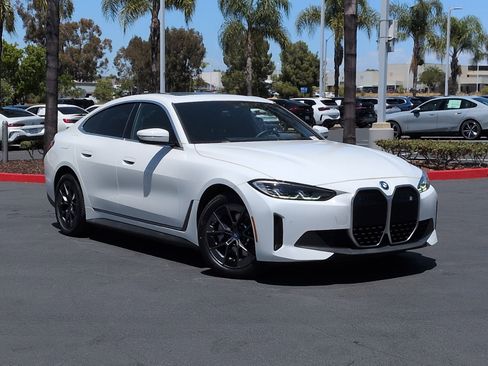 Certified 2024 BMW i4 eDrive35 w/ Convenience Package RWD image 2