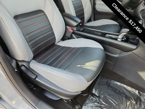 Used 2023 Nissan Kicks SR w/ SR Premium Package image 23