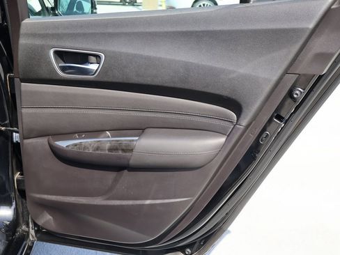 Used 2018 Acura TLX V6 image 15