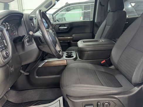 Used 2022 Chevrolet Silverado 1500 LT Trail Boss w/ Bed Protection Package image 9