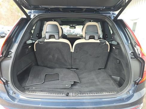 Certified 2025 Volvo XC90 B5 Plus image 20