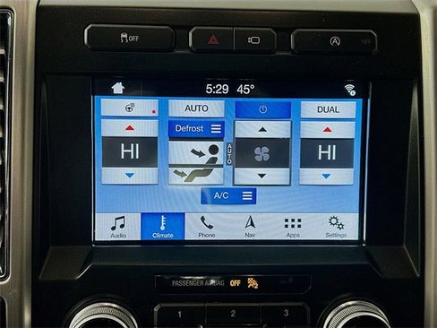 Used 2018 Ford F150 Platinum w/ Equipment Group 701A Luxury image 16