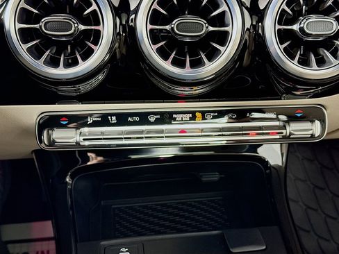 Used 2025 Mercedes-Benz CLA 250 CLA 250 image 16