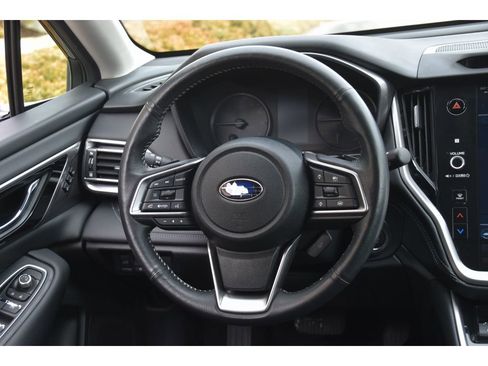 Used 2023 Subaru Outback Limited image 17