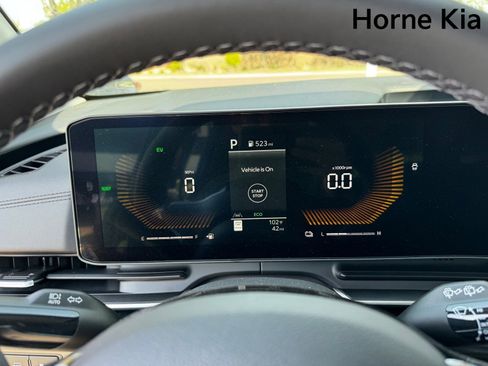 New 2026 Kia Carnival LXS image 12