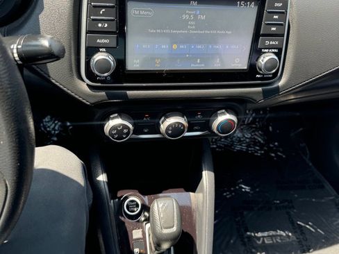 Used 2020 Nissan Versa S image 26