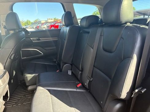 Used 2020 Kia Telluride LX AWD/4WD image 10