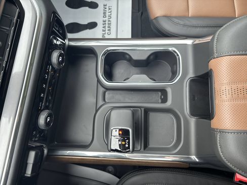 New 2026 Chevrolet Silverado 1500 High Country AWD/4WD image 23