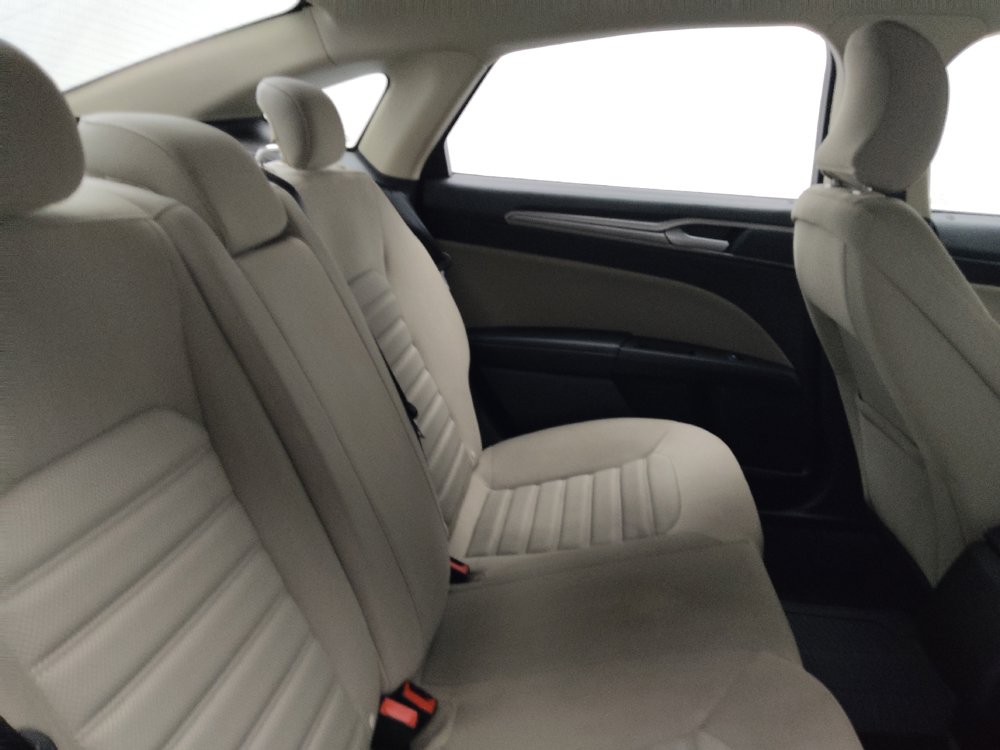 Used 2019 Ford Fusion S FWD image 19