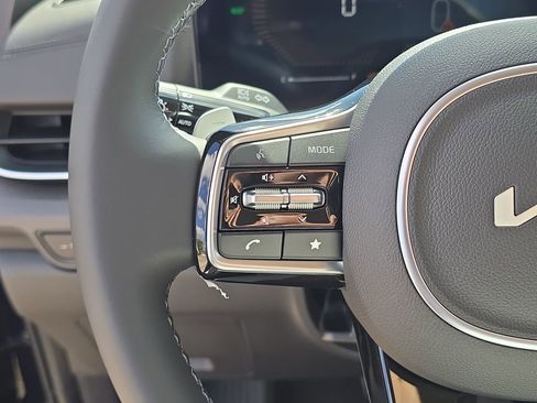 New 2026 Kia Carnival EX image 31