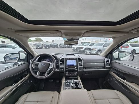 Used 2020 Ford Expedition XLT w/ Equipment Group 202A AWD/4WD image 2