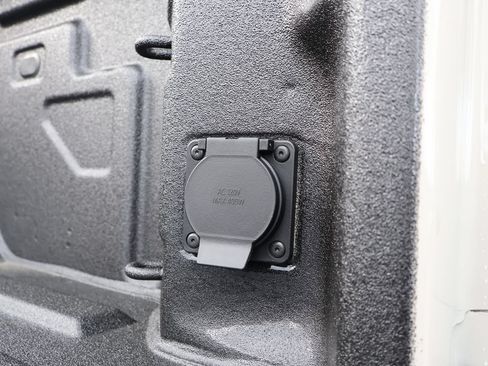 New 2026 GMC Sierra 2500 AT4 w/ AT4 Premium Plus Package AWD/4WD image 38