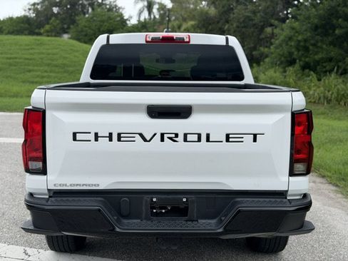 Used 2023 Chevrolet Colorado W/T RWD image 4