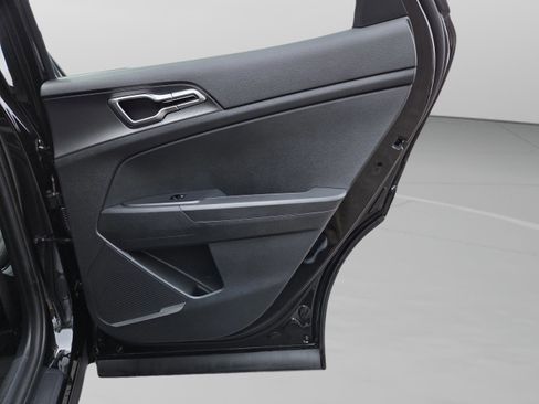 New 2026 Kia Sportage LX FWD image 19