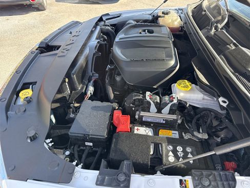 Used 2025 RAM 1500 Laramie image 37