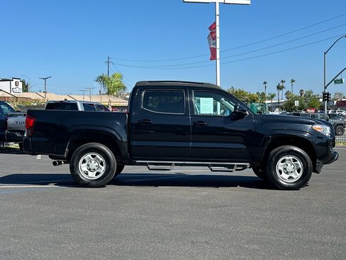 Used 2022 Toyota Tacoma SR image 6