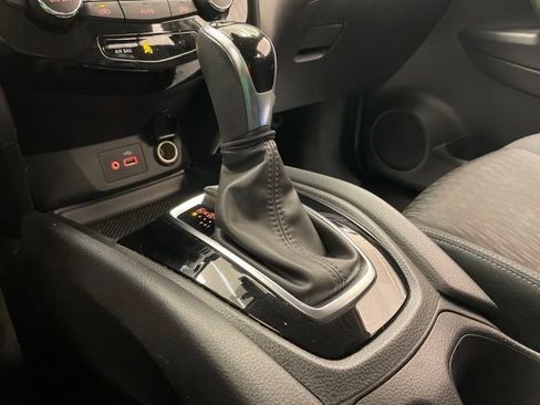 Used 2020 Nissan Rogue SV AWD/4WD image 21