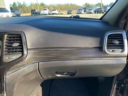 Certified 2021 Jeep Grand Cherokee Limited image 49