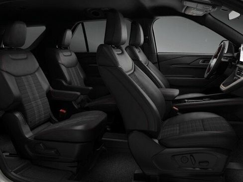 New 2026 Ford Explorer ST-Line w/ ST-Line Street Pack RWD image 5