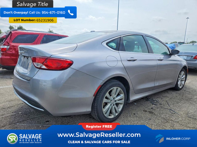 Used 2015 Chrysler 200 Limited w/ Convenience Group FWD image 4