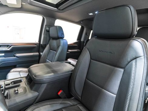 Used 2025 GMC Sierra 1500 Denali w/ Denali Carbonpro Edition AWD/4WD image 6