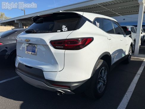 Used 2023 Chevrolet Blazer LT AWD/4WD image 4