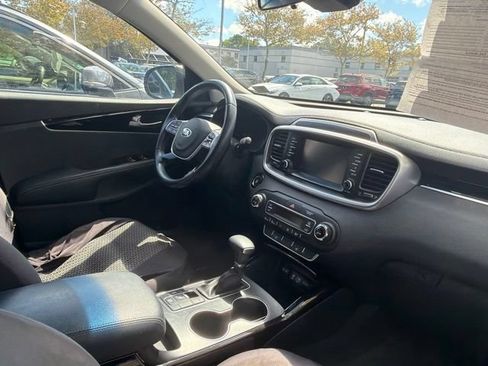 Used 2020 Kia Sorento EX AWD/4WD image 15