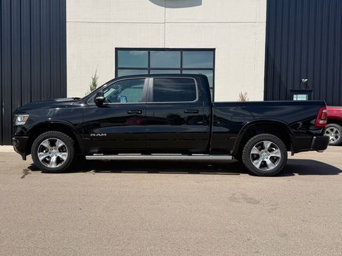 Used 2022 RAM 1500 Laramie AWD/4WD image 2