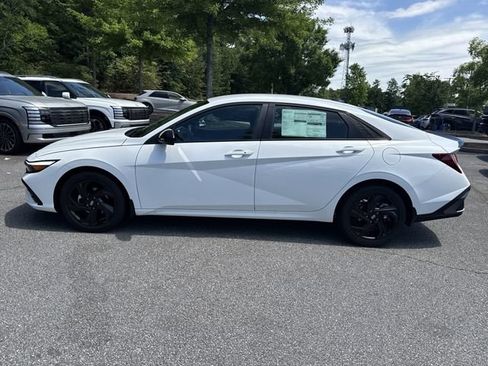 New 2026 Hyundai Elantra Sport FWD image 4