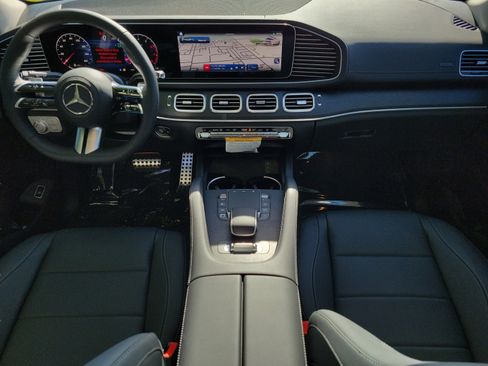 Certified 2026 Mercedes-Benz GLS 450 4MATIC image 11