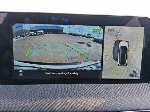 New 2026 Nissan Kicks SR image 14