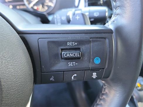 Certified 2025 Nissan Pathfinder SV image 20