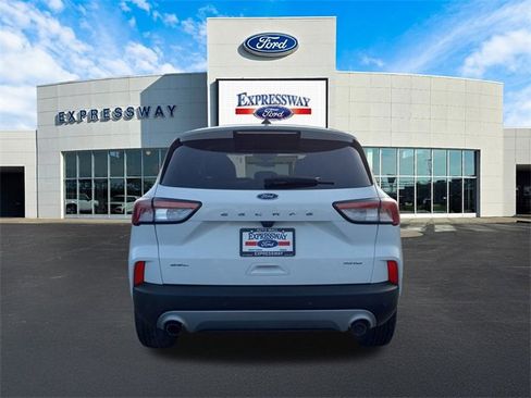 Used 2022 Ford Escape SEL image 7