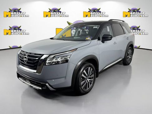 Used 2022 Nissan Pathfinder Platinum AWD/4WD image 1