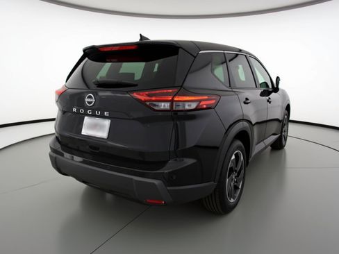 Used 2025 Nissan Rogue SV image 9