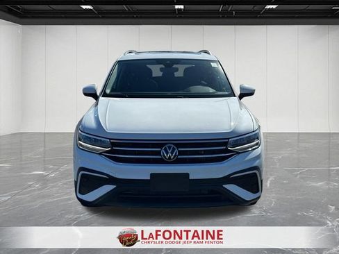 Used 2022 Volkswagen Tiguan SE image 8