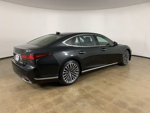 Used 2024 Lexus LS 500 AWD w/ Luxury Package image 3