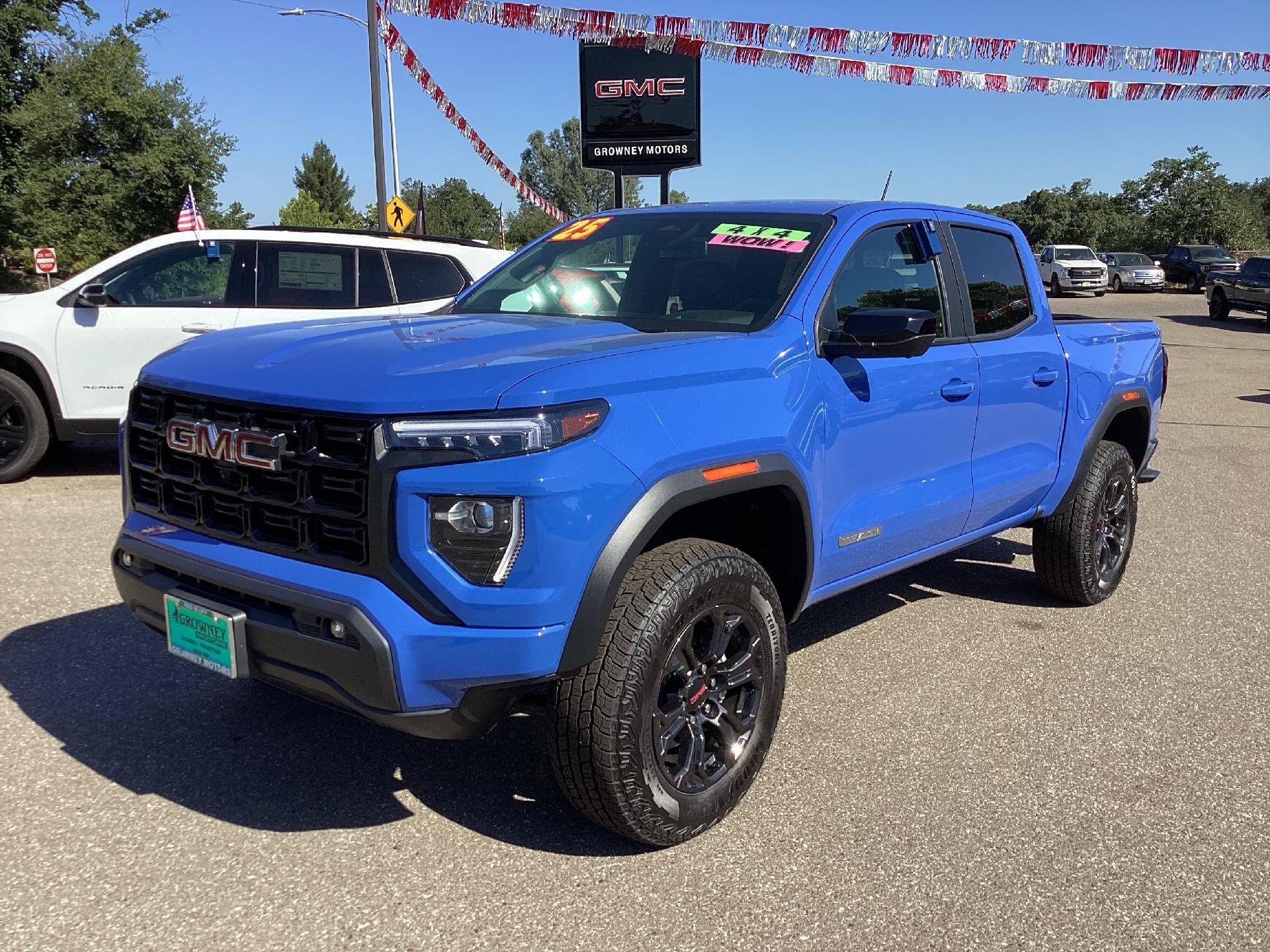 New 2025 GMC Canyon Elevation w/ Convenience Package AWD/4WD image 1