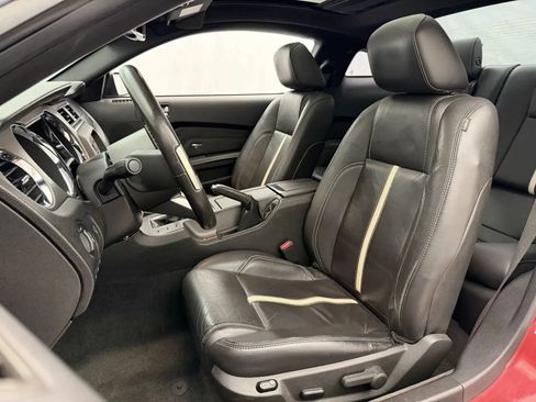 Used 2011 Ford Mustang GT Premium w/ 401A Rapid Spec Order Code RWD image 11