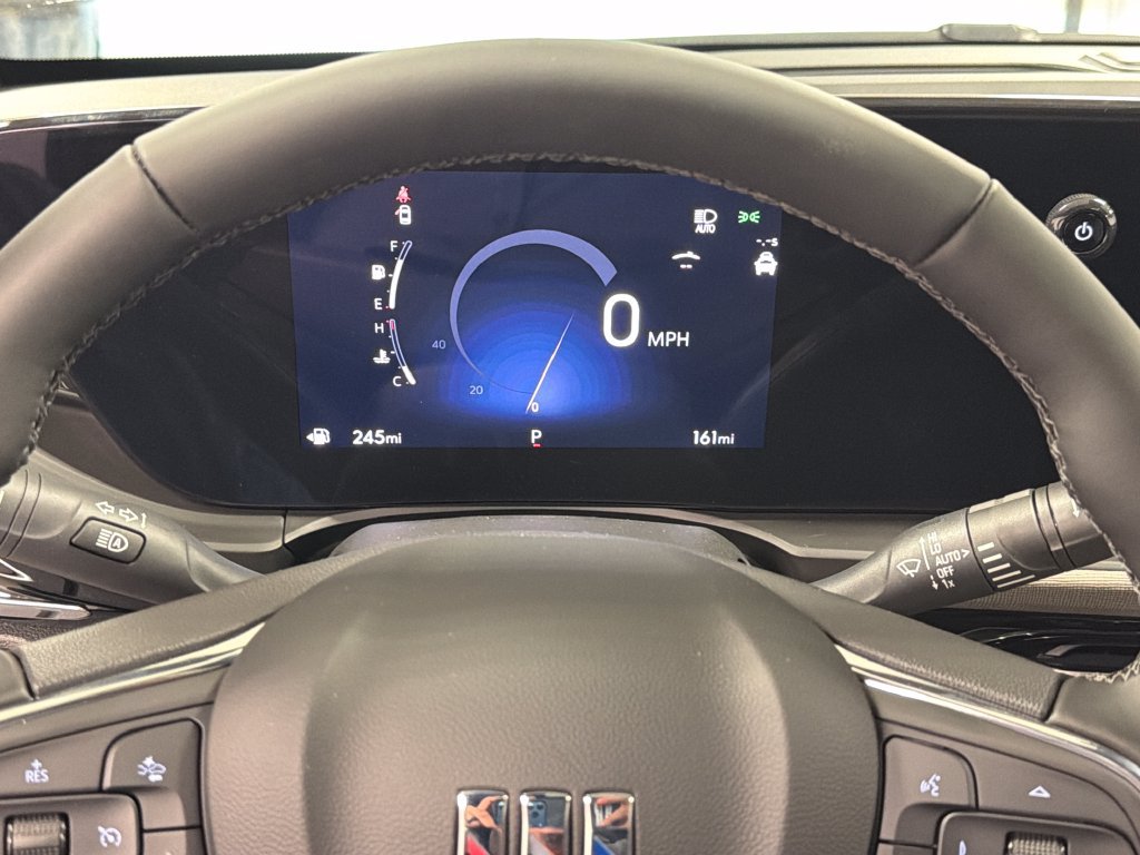 New 2026 Buick Envista Sport Touring FWD image 32