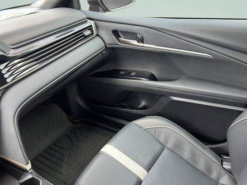 Used 2025 Toyota Camry SE w/ Multimedia Upgrade Package FWD image 12
