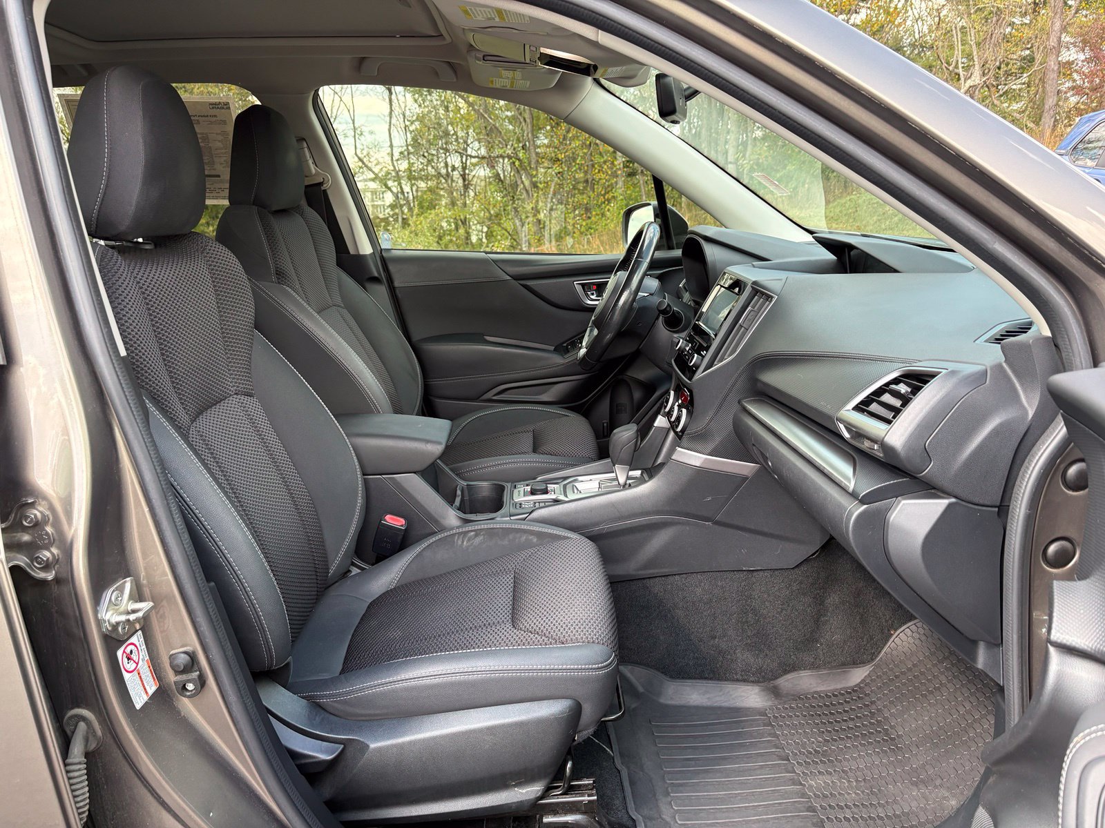 Used 2019 Subaru Forester Premium AWD/4WD image 29