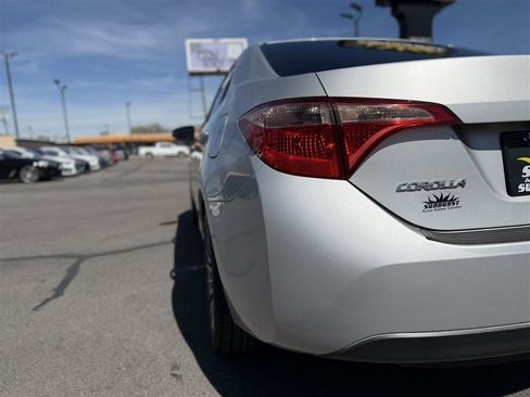 Used 2017 Toyota Corolla LE w/ Carpet Mat Package (TMS) image 11