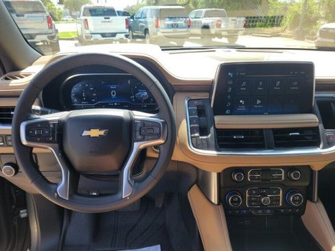 Used 2024 Chevrolet Tahoe Premier RWD image 17