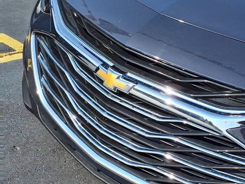 Used 2025 Chevrolet Malibu LT FWD image 32