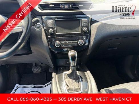Certified 2022 Nissan Rogue Sport SL AWD/4WD image 14